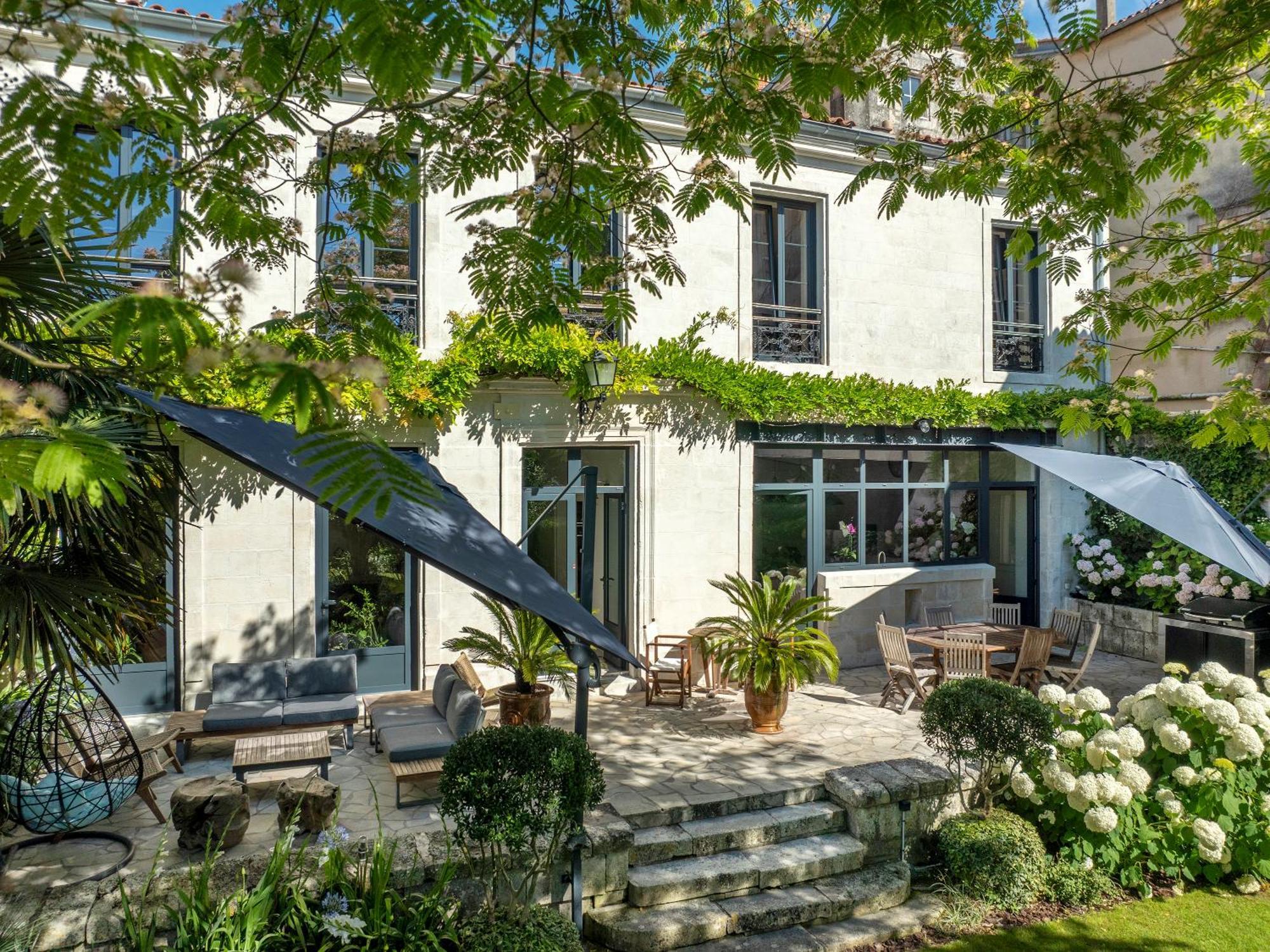 Escale Rochelaise, La Rochelle centre-ville avec SPA bain nordique et sauna tonneau Extérieur photo